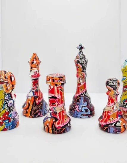 Multicolor chess pieces